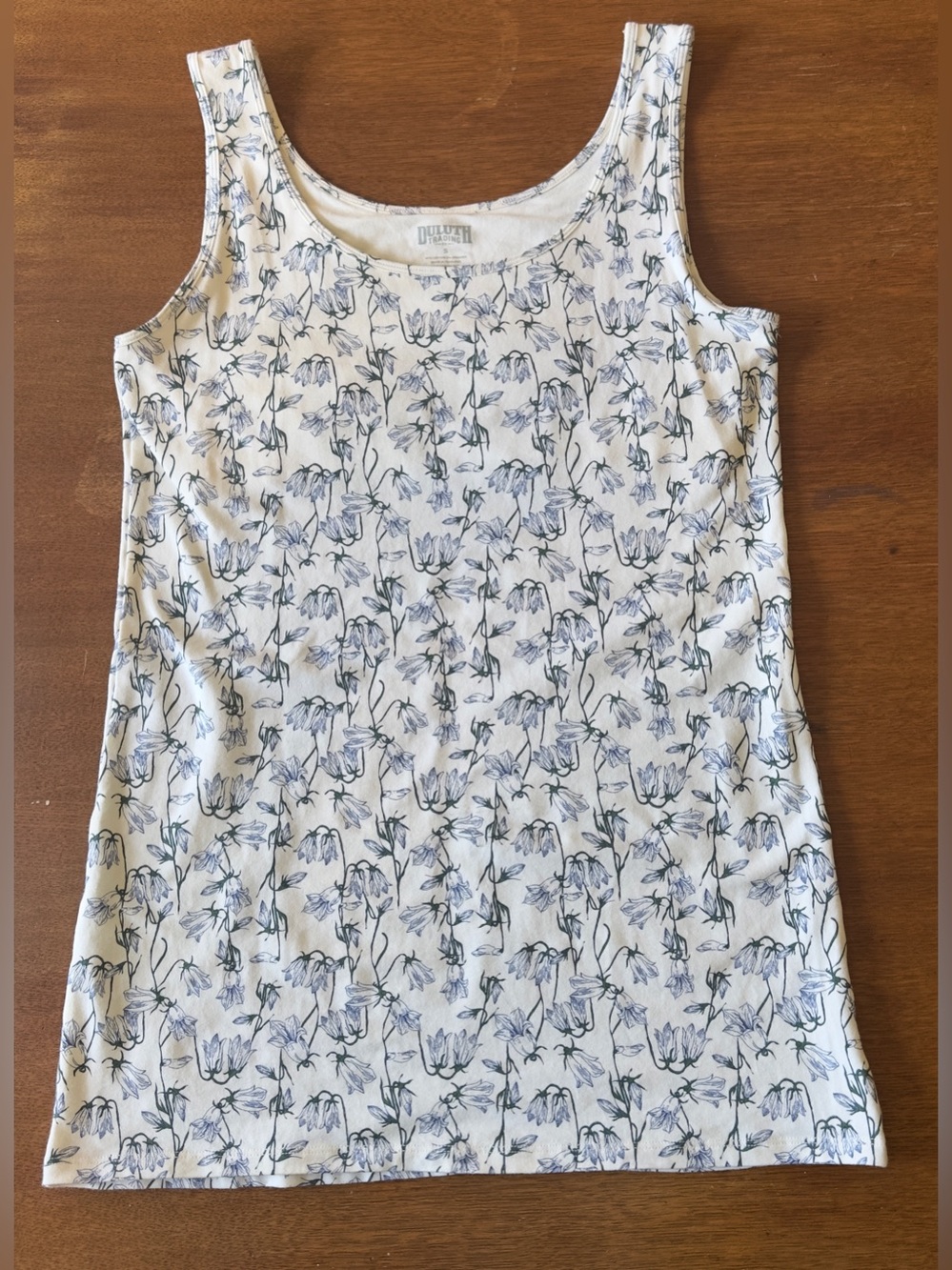 Duluth Trading Small Lightweight Longtail T Tank Top Cream with Blue  Bluebells